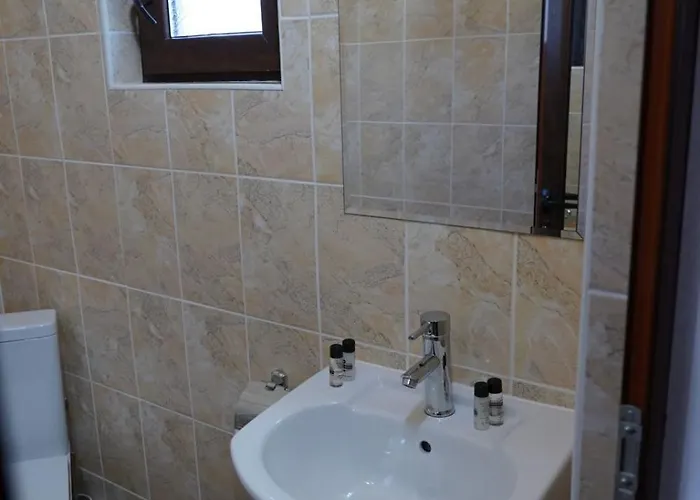 свети никола - язовир огоста, - рибари, приятели, гости 0988 продължи 70продължи 9990 * Монтана