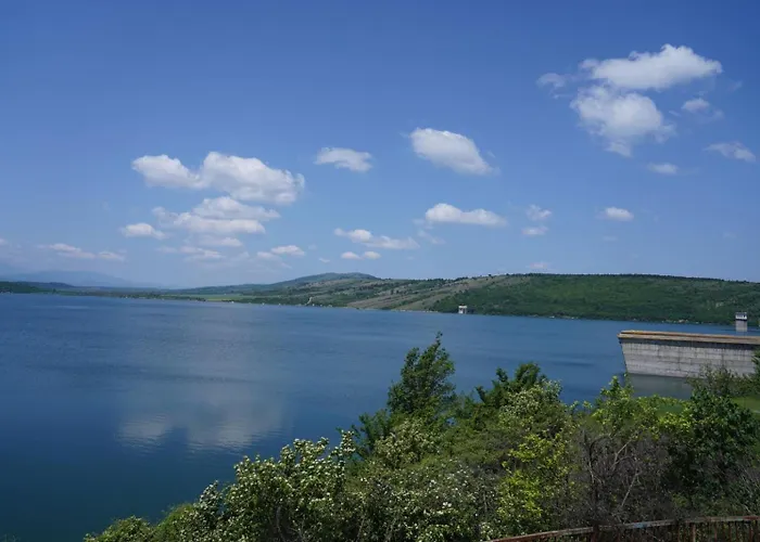 свети никола - язовир огоста, - рибари, приятели, гости 0988 продължи 70продължи 9990 Къмпинг