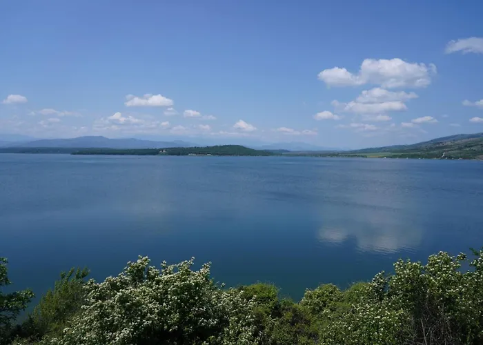 свети никола - язовир огоста, - рибари, приятели, гости 0988 продължи 70продължи 9990 Къмпинг Монтана