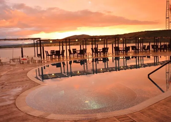 Къмпинг свети никола - язовир огоста, - рибари, приятели, гости 0988 продължи 70продължи 9990 Монтана